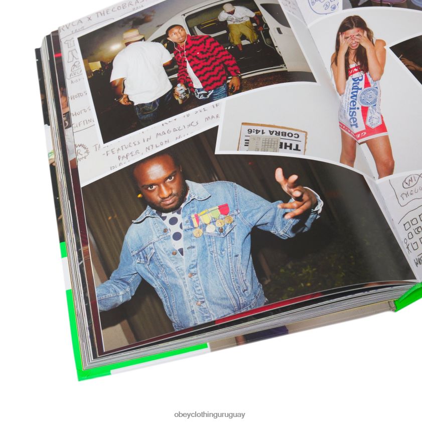 OBEY blanco hombres the cobrasnake: libro de archivo y2k, estampado y paquete de camisetas 28XT8J1059