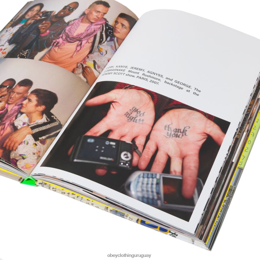 OBEY blanco hombres the cobrasnake: libro de archivo y2k, estampado y paquete de camisetas 28XT8J1059