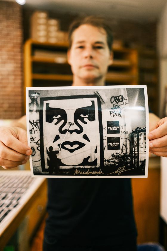 OBEY blanco hombres the cobrasnake: libro de archivo y2k, estampado y paquete de camisetas 28XT8J1059